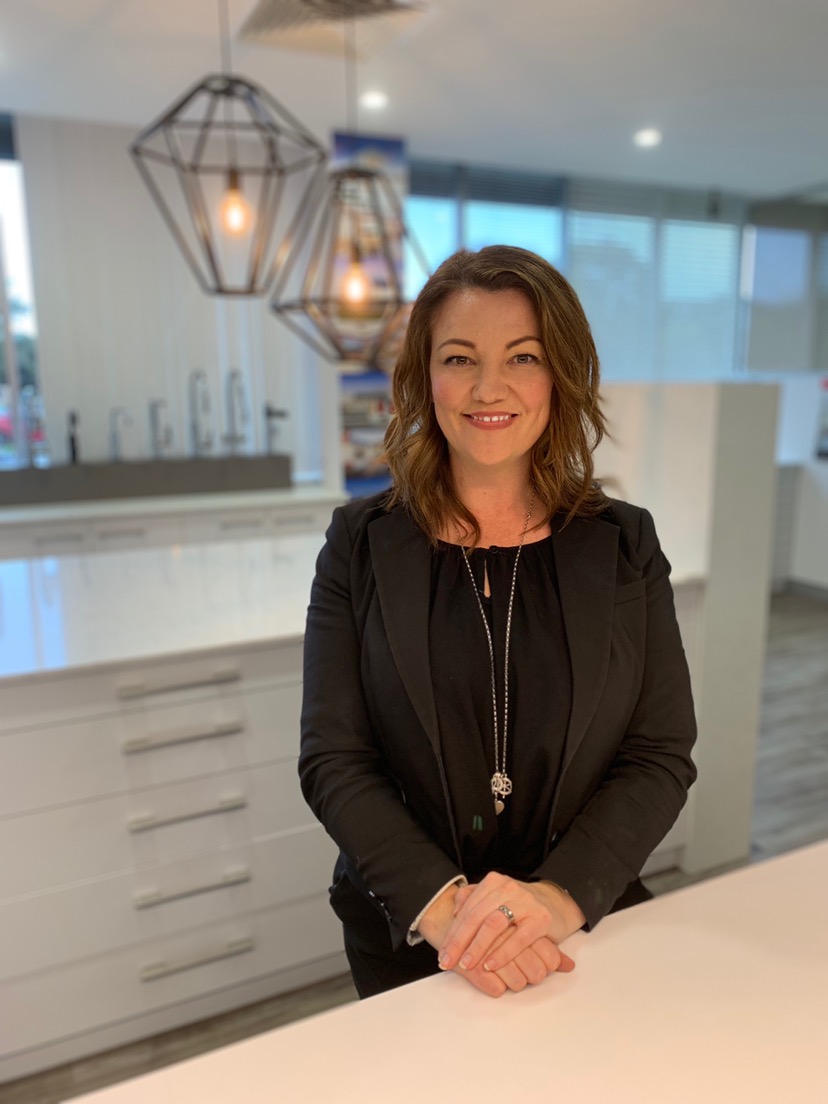 Lizzie Barnes, Broker and Office Manager